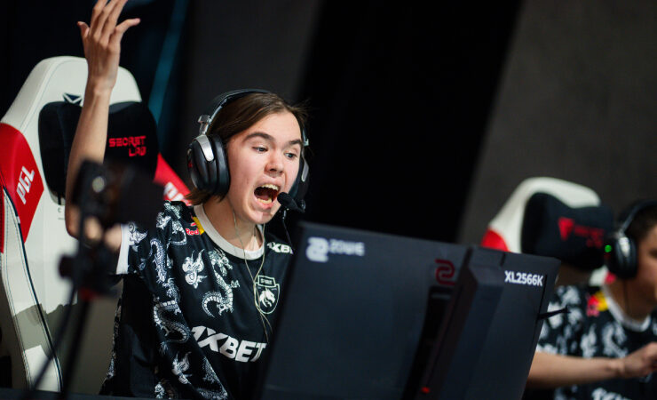 Spirit, Na'Vi Show Cracks at BLAST Bounty Fall Qualifer