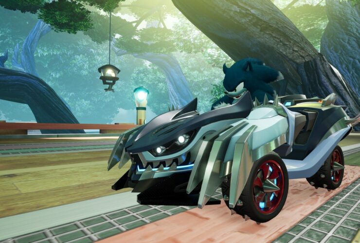 Sonic in werehog form in Sonic Racing: CrossWorlds races through a forest