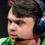 electroNic playing in a Counter-Strike tournament