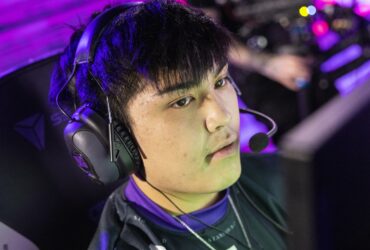 neT playing at Valorant tournament