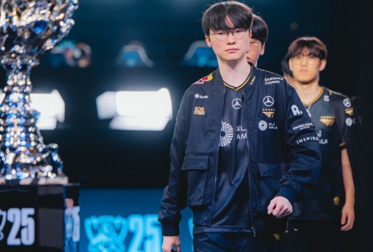 faker walking on stage at LoL Worlds 2025