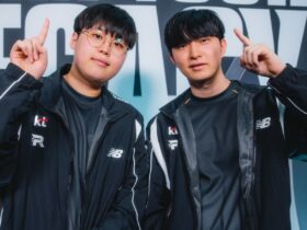 Peter and Deokdam posing for KT Rolster at Worlds 2025