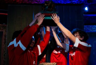 MOUZ lifting PGL Wallachia trophy Dota 2