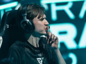 Tundra player doing shush